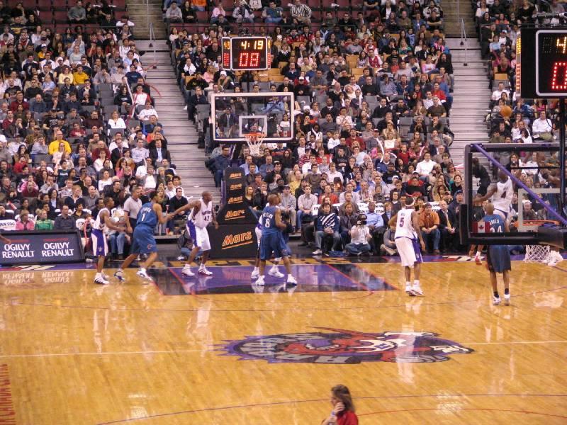 Raptors - 02.04.2005 345.jpg